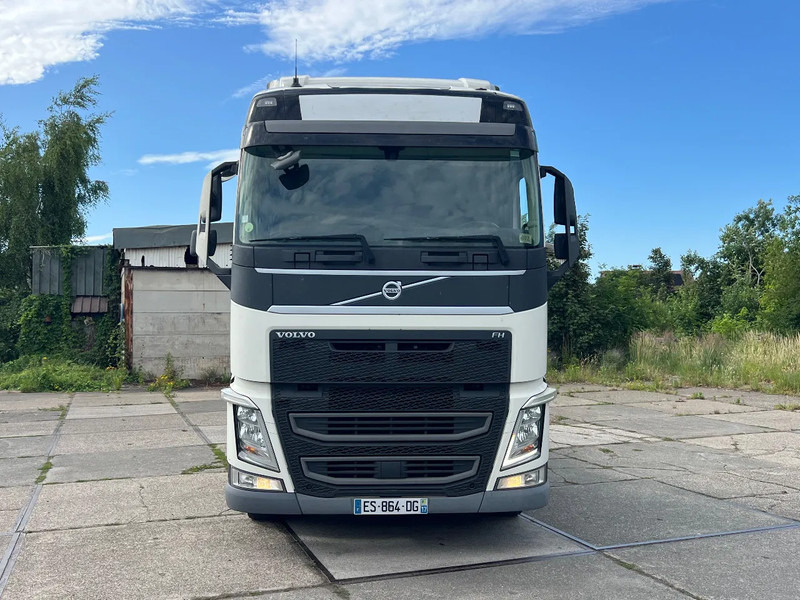 Volvo FH 500 2018***FH500 parkcool***764000km - Vilcējs: foto 4 Volvo FH 500 2018***FH500 parkcool***764000km - Vilcējs: foto 4