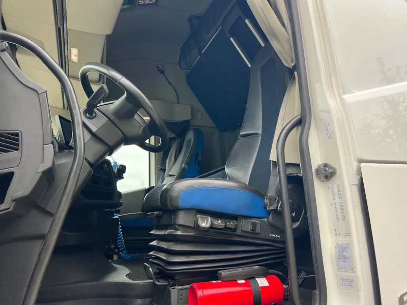 Volvo FH 500 XL CAB**FH500 XL**553.000km**I PARKCOOL** līzingu Volvo FH 500 XL CAB**FH500 XL**553.000km**I PARKCOOL**: foto 9