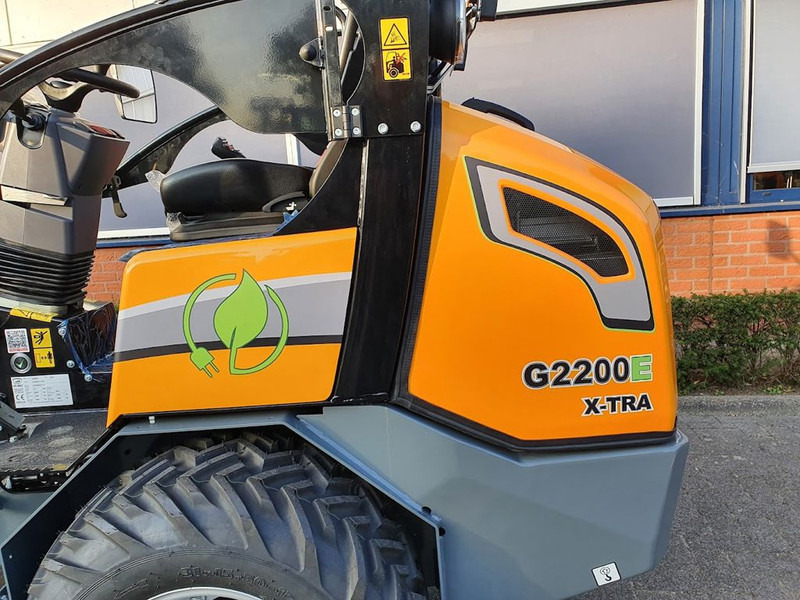 Giant Tobroco Giant G2200E X-TRA Kniklader - Riteņu iekrāvējs: foto 4 Giant Tobroco Giant G2200E X-TRA Kniklader - Riteņu iekrāvējs: foto 4