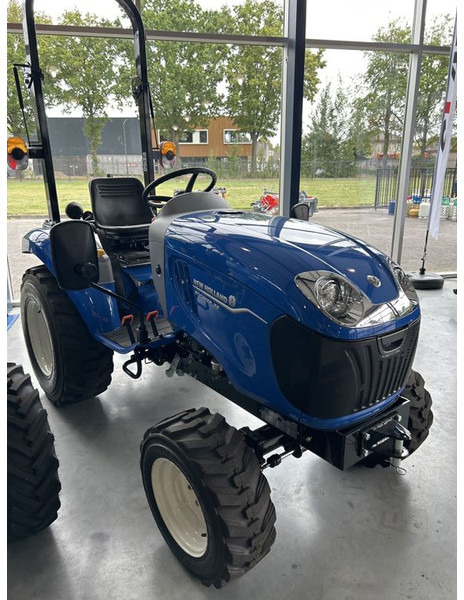 New Holland New Holland Boomer - Traktors: foto 5 New Holland New Holland Boomer - Traktors: foto 5