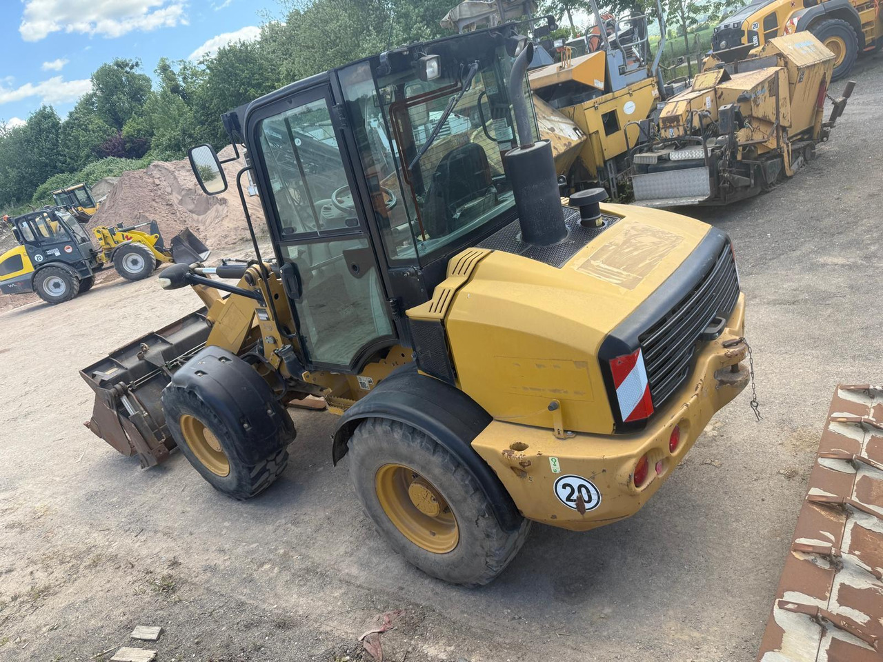 Caterpillar 908 H 2 mal verfügbar - Riteņu iekrāvējs: foto 1 Caterpillar 908 H 2 mal verfügbar - Riteņu iekrāvējs: foto 1