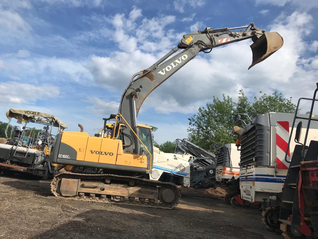 Volvo EC 160 CL well - Kāpurķēžu ekskavators: foto 1 Volvo EC 160 CL well - Kāpurķēžu ekskavators: foto 1