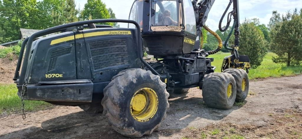 John Deere 1070 E - Harvesters: foto 2 John Deere 1070 E - Harvesters: foto 2