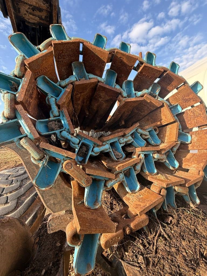 Komatsu 865 līzingu Komatsu 865: foto 9 Komatsu 865 līzingu Komatsu 865: foto 9