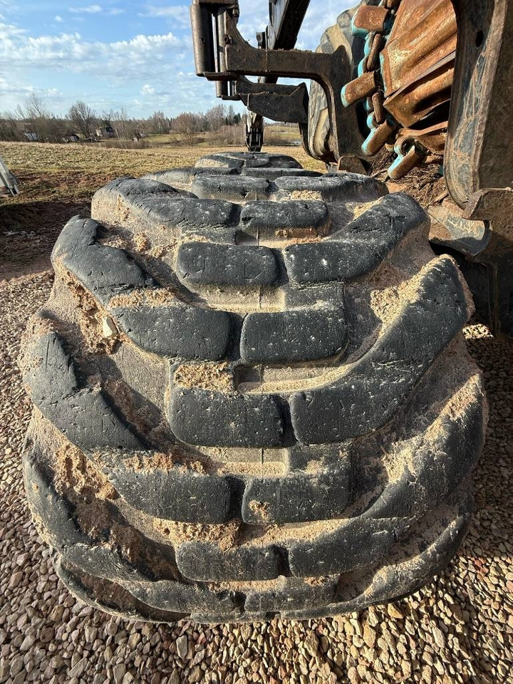 Komatsu 865 līzingu Komatsu 865: foto 18 Komatsu 865 līzingu Komatsu 865: foto 18