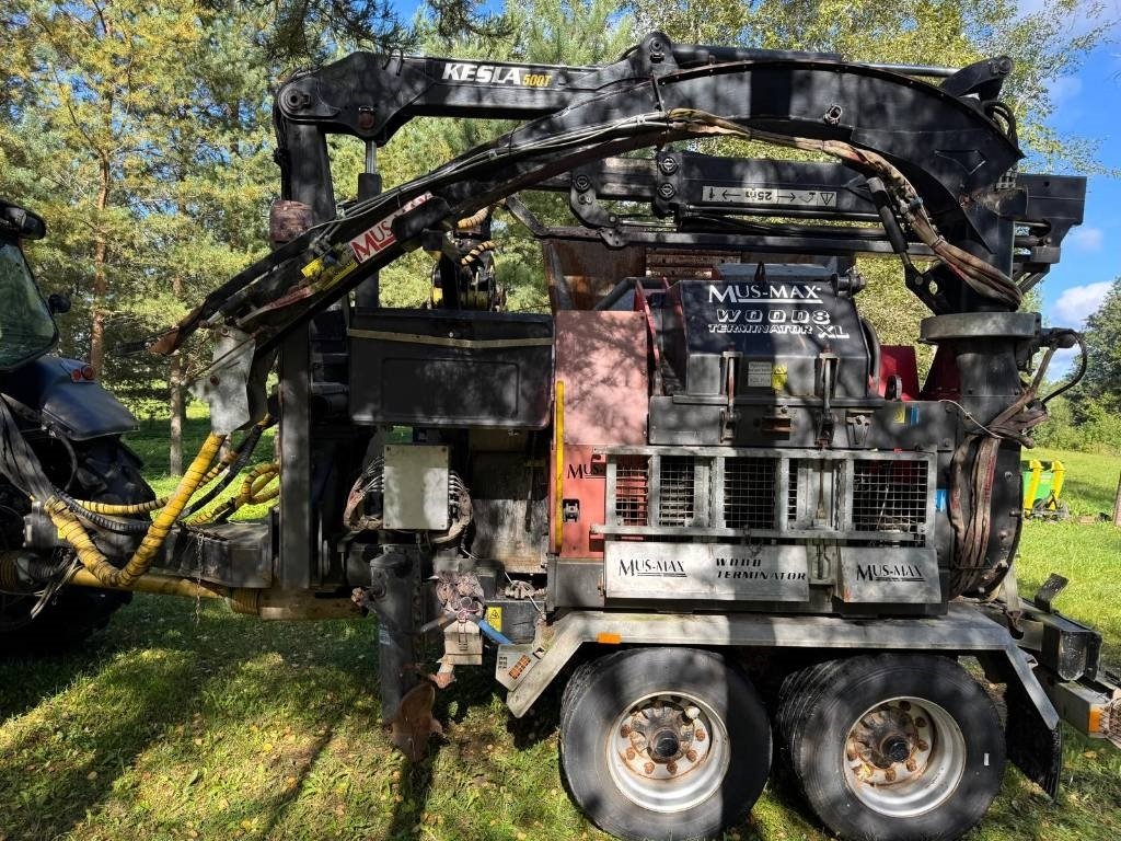 Mus-Max WT 8 XLZ - Meža traktors, Šķeldotājs: foto 4 Mus-Max WT 8 XLZ - Meža traktors, Šķeldotājs: foto 4