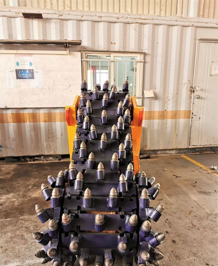 AME Chain Drum Cutter (DC 30) - Papildaprīkojums - Ekskavators: foto 1 AME Chain Drum Cutter (DC 30) - Papildaprīkojums - Ekskavators: foto 1