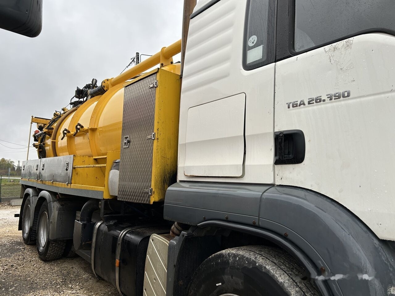 MAN TGA 26.390 comi tanker - Asenizācijas mašīna: foto 5 MAN TGA 26.390 comi tanker - Asenizācijas mašīna: foto 5