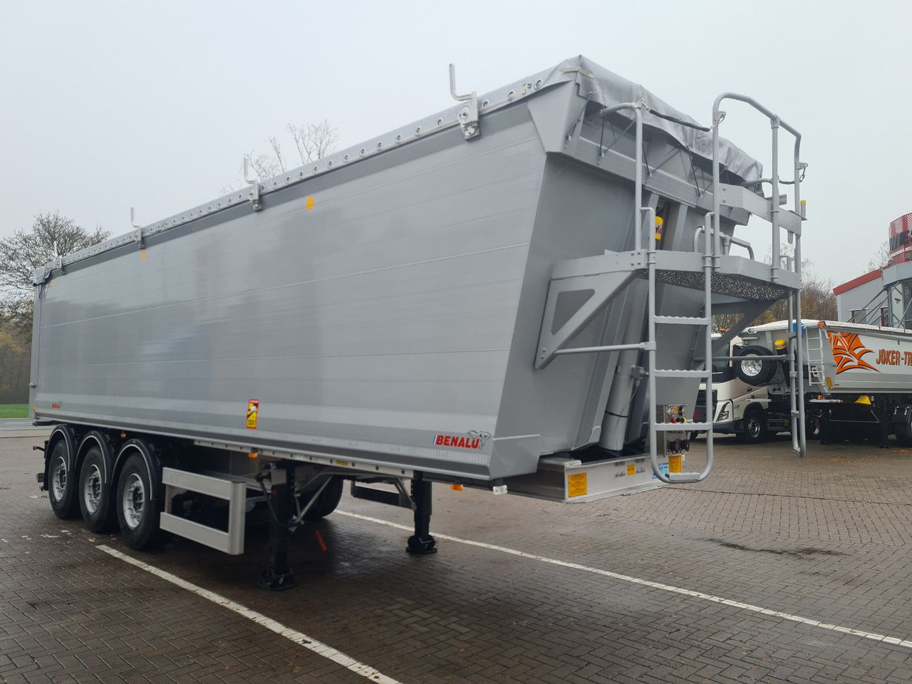 Benalu Bulkliner S 95 Schlammdicht - Puspiekabe pašizgāzējs: foto 2 Benalu Bulkliner S 95 Schlammdicht - Puspiekabe pašizgāzējs: foto 2