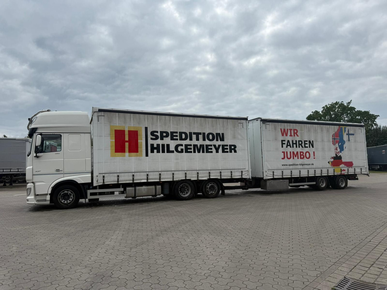 DAF XF 480 FAN LowDeck 6x2 Jumbo Inklusive Anhänger - Kravas automašīna ar tentu: foto 5 DAF XF 480 FAN LowDeck 6x2 Jumbo Inklusive Anhänger - Kravas automašīna ar tentu: foto 5