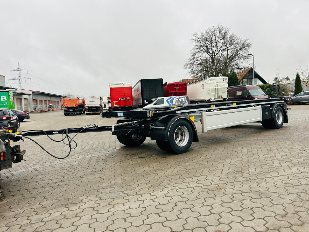 Hüffermann HAR 20.70 LS Aussenrollen Anhänger Sofort Verfüg - Multilift/ Būvgružu konteinera piekabe: foto 4 Hüffermann HAR 20.70 LS Aussenrollen Anhänger Sofort Verfüg - Multilift/ Būvgružu konteinera piekabe: foto 4