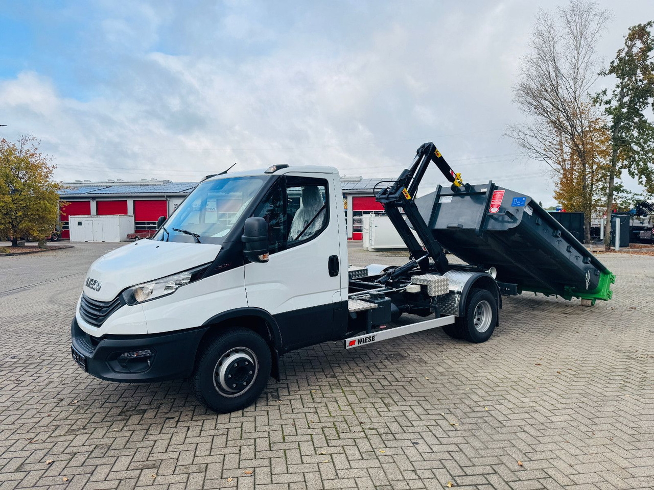 Pacēlājs ar āķi Iveco Daily 70C18H Hyva Abrollkipper: foto 9 Pacēlājs ar āķi Iveco Daily 70C18H Hyva Abrollkipper: foto 9