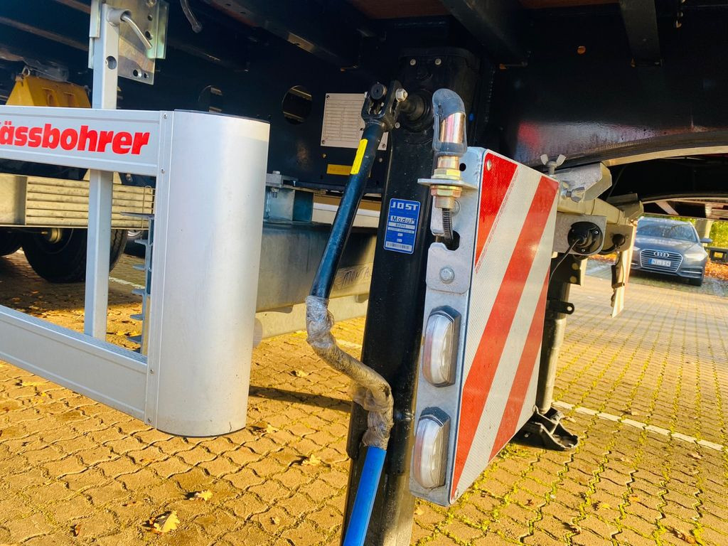 Jaunā Bortu puspiekabe/ Platforma Kässbohrer Bordwandauflieger Twistlocks: foto 10