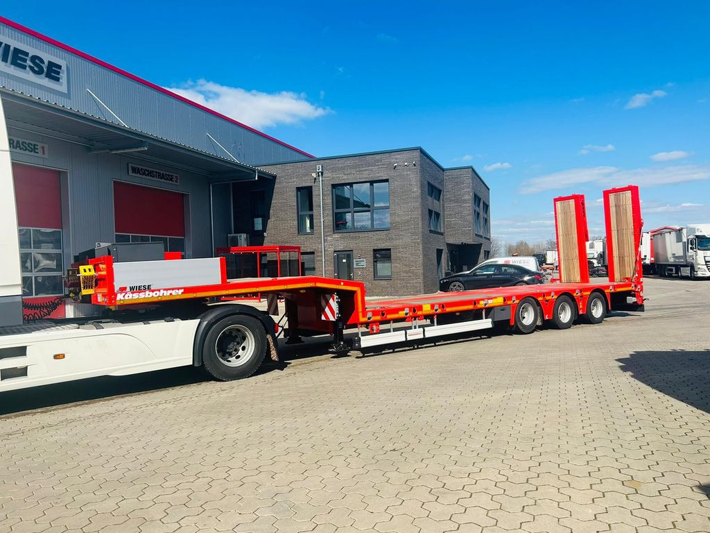 Kässbohrer K.SLA 3 ausziehbarer tele Tiefbett Auflieger - Puspiekabe zema profila platforma: foto 1 Kässbohrer K.SLA 3 ausziehbarer tele Tiefbett Auflieger - Puspiekabe zema profila platforma: foto 1