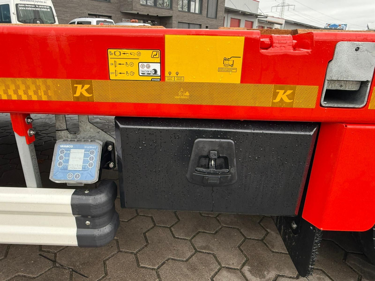 Puspiekabe zema profila platforma Kässbohrer K.SLS 3 / 0N 18/30 Tieflader mit hydr. Rampen: foto 16 Puspiekabe zema profila platforma Kässbohrer K.SLS 3 / 0N 18/30 Tieflader mit hydr. Rampen: foto 16