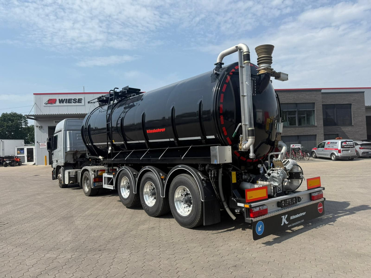 Kässbohrer K.STN L 30 Edelstahl Tanker Gülle Naturabfall - Puspiekabe cisterna: foto 1 Kässbohrer K.STN L 30 Edelstahl Tanker Gülle Naturabfall - Puspiekabe cisterna: foto 1