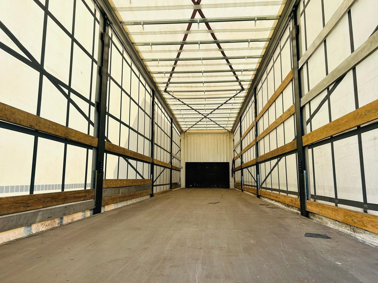 Kässbohrer Schiebeplanen Auflieger - Tenta puspiekabe: foto 5 Kässbohrer Schiebeplanen Auflieger - Tenta puspiekabe: foto 5