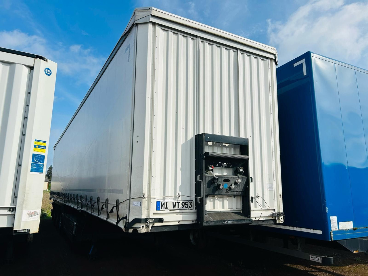 Kässbohrer Schiebeplanen Auflieger - Tenta puspiekabe: foto 3 Kässbohrer Schiebeplanen Auflieger - Tenta puspiekabe: foto 3