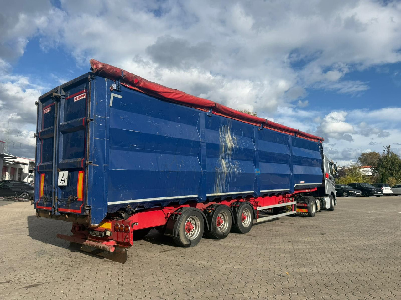 Kempf SKM 35/3 Großraummulde für Schrott 85m³ - Puspiekabe pašizgāzējs: foto 3 Kempf SKM 35/3 Großraummulde für Schrott 85m³ - Puspiekabe pašizgāzējs: foto 3