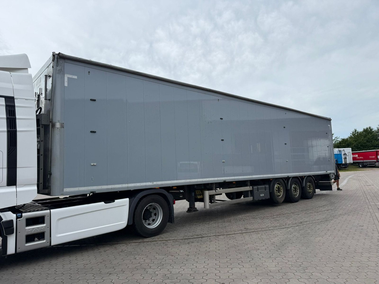Knapen K100 Schubboden 92m³ HDI Boden ideal für Müll - Puspiekabe kustīgās grīdas: foto 2 Knapen K100 Schubboden 92m³ HDI Boden ideal für Müll - Puspiekabe kustīgās grīdas: foto 2