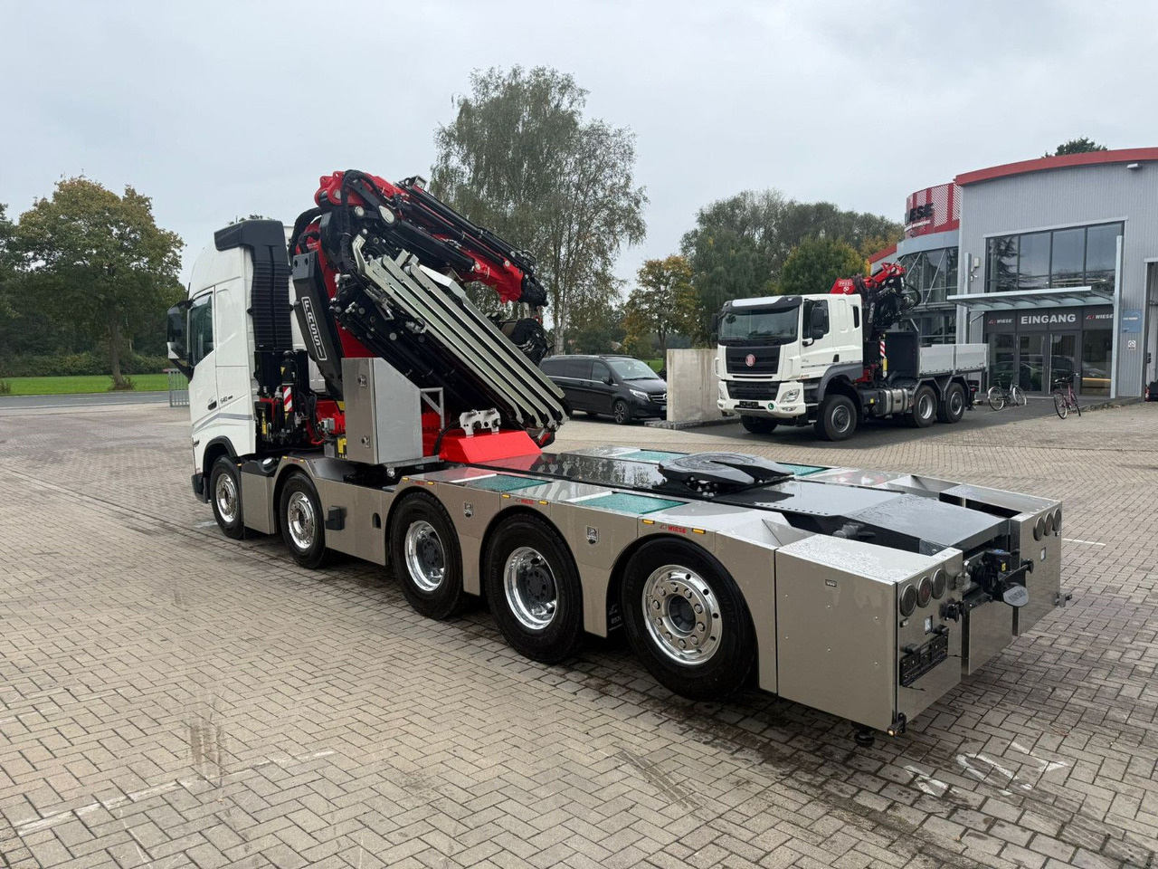 Volvo FH540 10x4 mit F1150 Ladekran, Sattelzugmaschine - Kravas automašīna, Kravas auto ar manipulatoru: foto 2 Volvo FH540 10x4 mit F1150 Ladekran, Sattelzugmaschine - Kravas automašīna, Kravas auto ar manipulatoru: foto 2