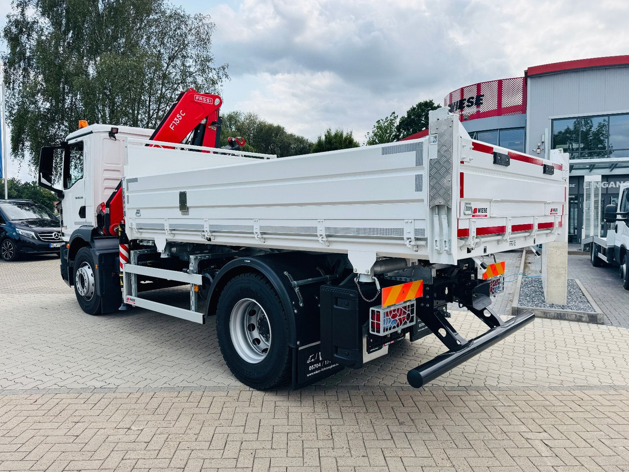 MAN 18.320 4x2 mit Fassi Ladekran Sofort Verfügbar - Kravas auto ar manipulatoru: foto 5 MAN 18.320 4x2 mit Fassi Ladekran Sofort Verfügbar - Kravas auto ar manipulatoru: foto 5