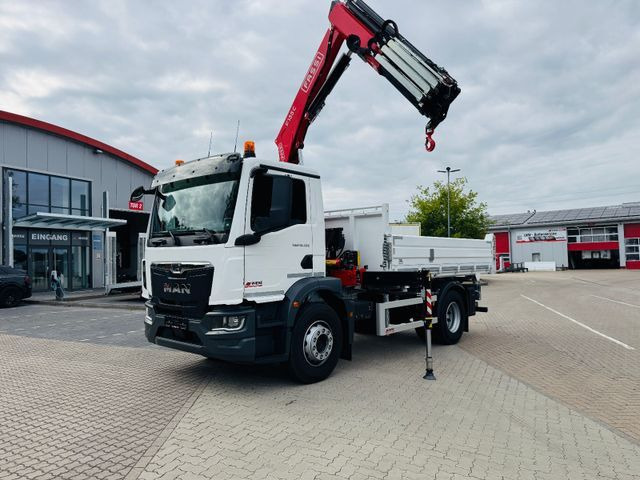 MAN 18.320 4x4 mit Fassi Ladekran Sofort Verfügbar - Kravas automašīna pašizgāzējs, Kravas auto ar manipulatoru: foto 4 MAN 18.320 4x4 mit Fassi Ladekran Sofort Verfügbar - Kravas automašīna pašizgāzējs, Kravas auto ar manipulatoru: foto 4
