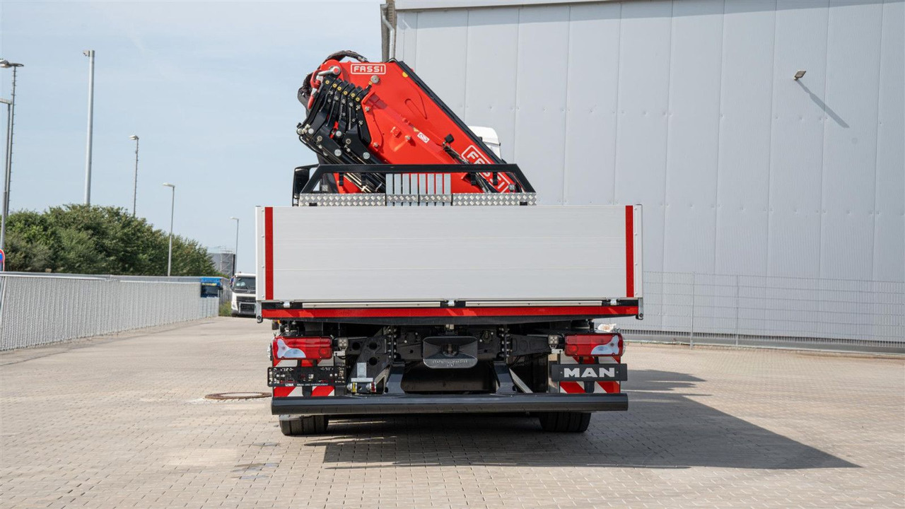 Kravas auto ar manipulatoru MAN 35.470 8x2 Kran F710 RA2.26: foto 8 Kravas auto ar manipulatoru MAN 35.470 8x2 Kran F710 RA2.26: foto 8