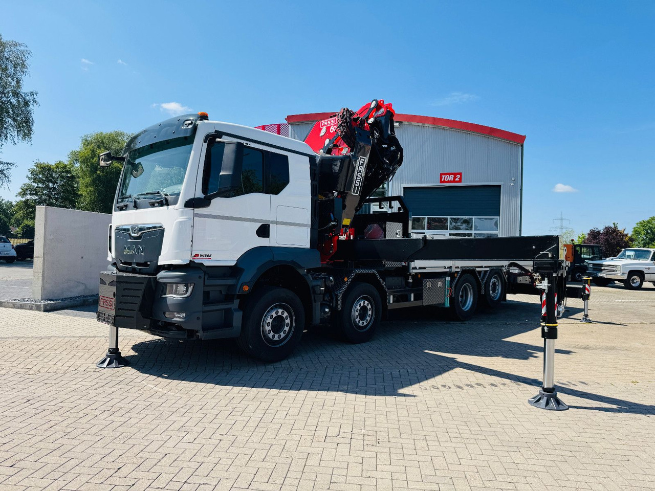 MAN TGS 32.510 mit F710 Frontkran sofort - Bortu kravas automašīna/ Platforma, Kravas auto ar manipulatoru: foto 2 MAN TGS 32.510 mit F710 Frontkran sofort - Bortu kravas automašīna/ Platforma, Kravas auto ar manipulatoru: foto 2
