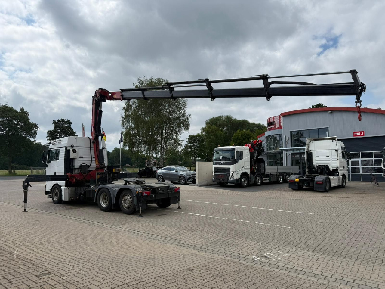 MAN TGX 26.440 6x2 mit HMF 3000-5 Kran TÜV NEU - Kravas auto ar manipulatoru: foto 3 MAN TGX 26.440 6x2 mit HMF 3000-5 Kran TÜV NEU - Kravas auto ar manipulatoru: foto 3