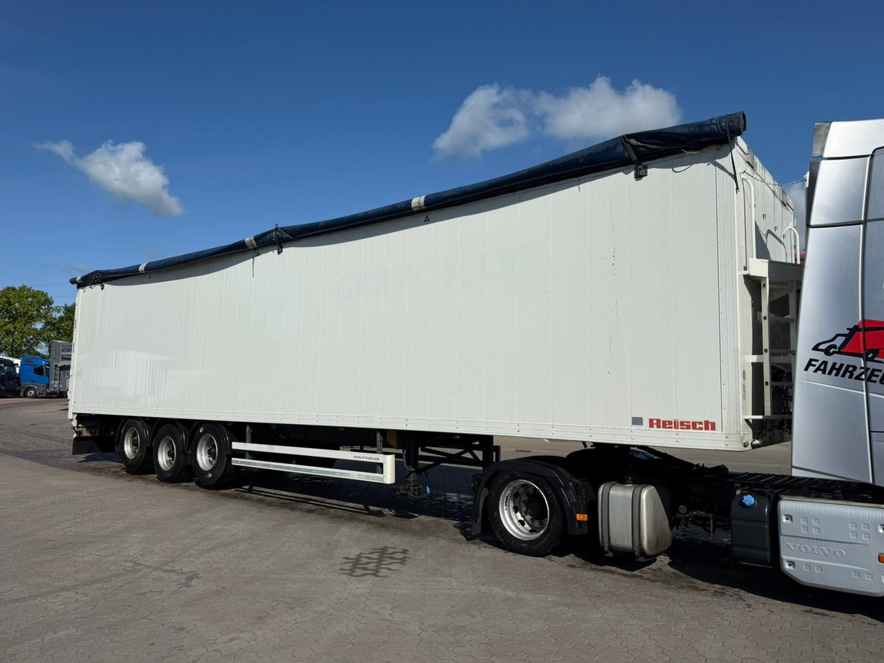Reisch Schubboden 92m³ 1+3 Achse liftbar TÜV Neu - Puspiekabe kustīgās grīdas: foto 1 Reisch Schubboden 92m³ 1+3 Achse liftbar TÜV Neu - Puspiekabe kustīgās grīdas: foto 1