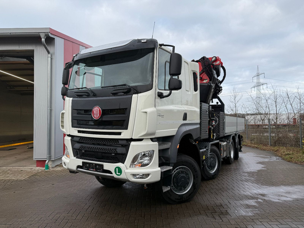 Tatra 41.500 8x8 Phoenix Fassi F710 Kran - Bortu kravas automašīna/ Platforma, Kravas auto ar manipulatoru: foto 4 Tatra 41.500 8x8 Phoenix Fassi F710 Kran - Bortu kravas automašīna/ Platforma, Kravas auto ar manipulatoru: foto 4