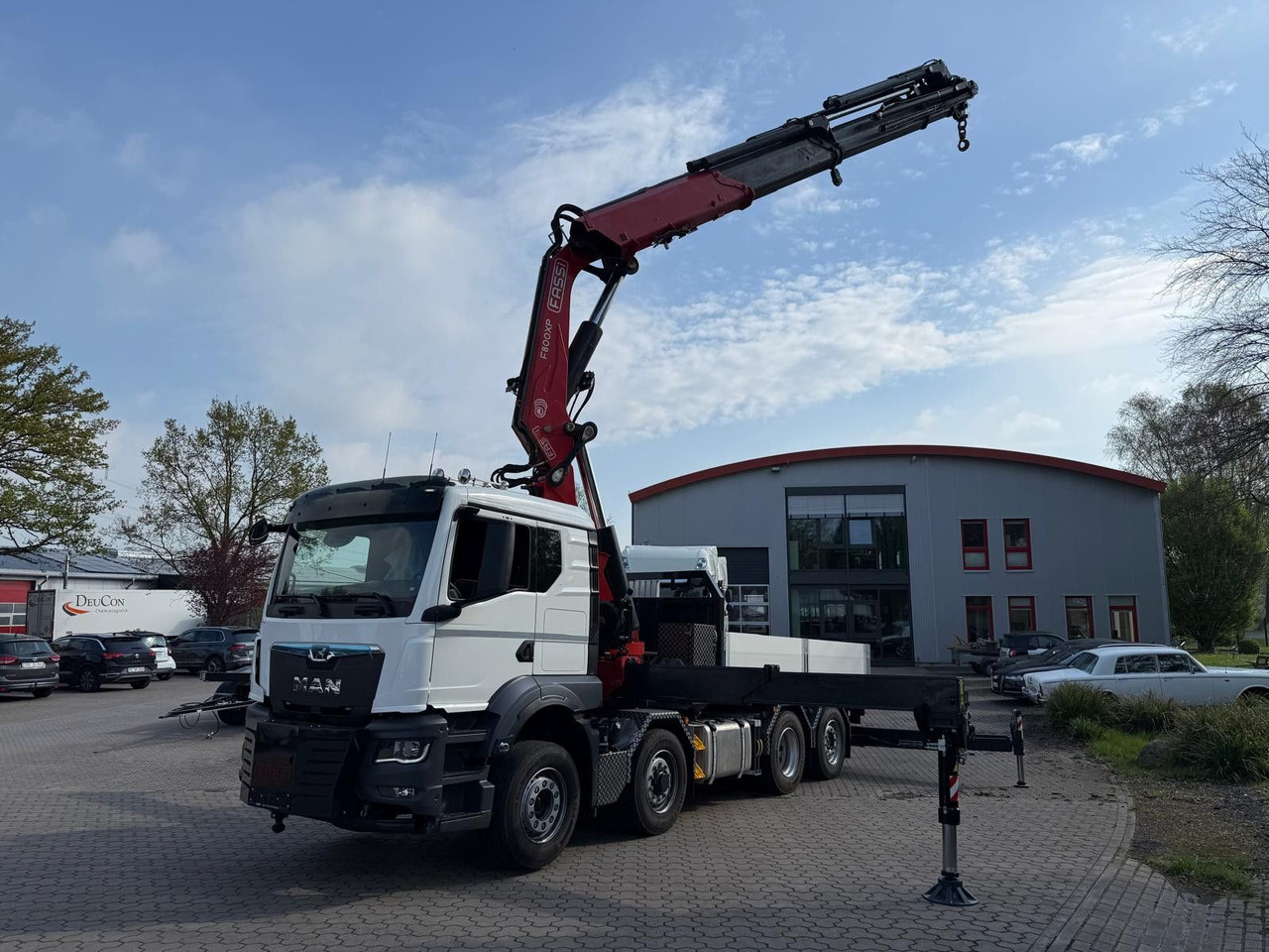 MAN 35.520 8x4 Fassi F800 RA2.28 OHNE ABSTÜTZÜBERWA. - Vilcējs: foto 2 MAN 35.520 8x4 Fassi F800 RA2.28 OHNE ABSTÜTZÜBERWA. - Vilcējs: foto 2