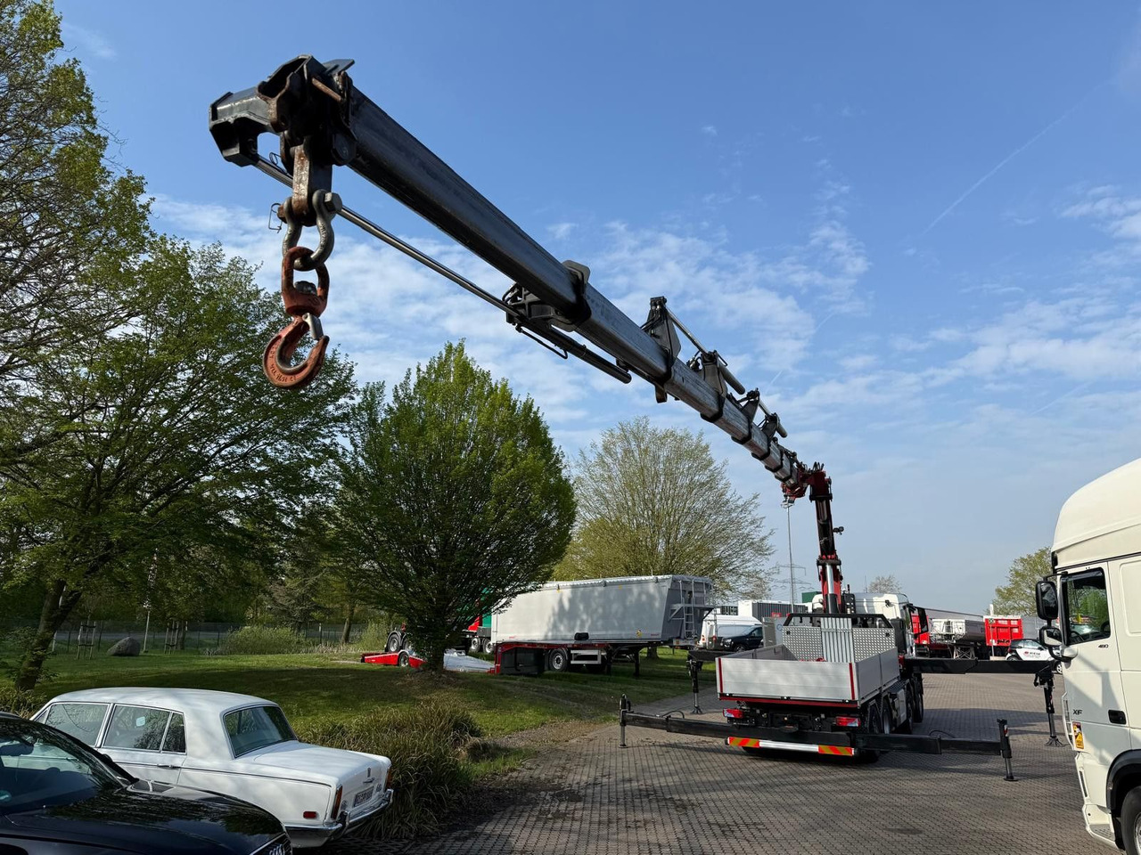 MAN 35.520 8x4 Fassi F800 RA2.28 OHNE ABSTÜTZÜBERWA. - Vilcējs: foto 4 MAN 35.520 8x4 Fassi F800 RA2.28 OHNE ABSTÜTZÜBERWA. - Vilcējs: foto 4