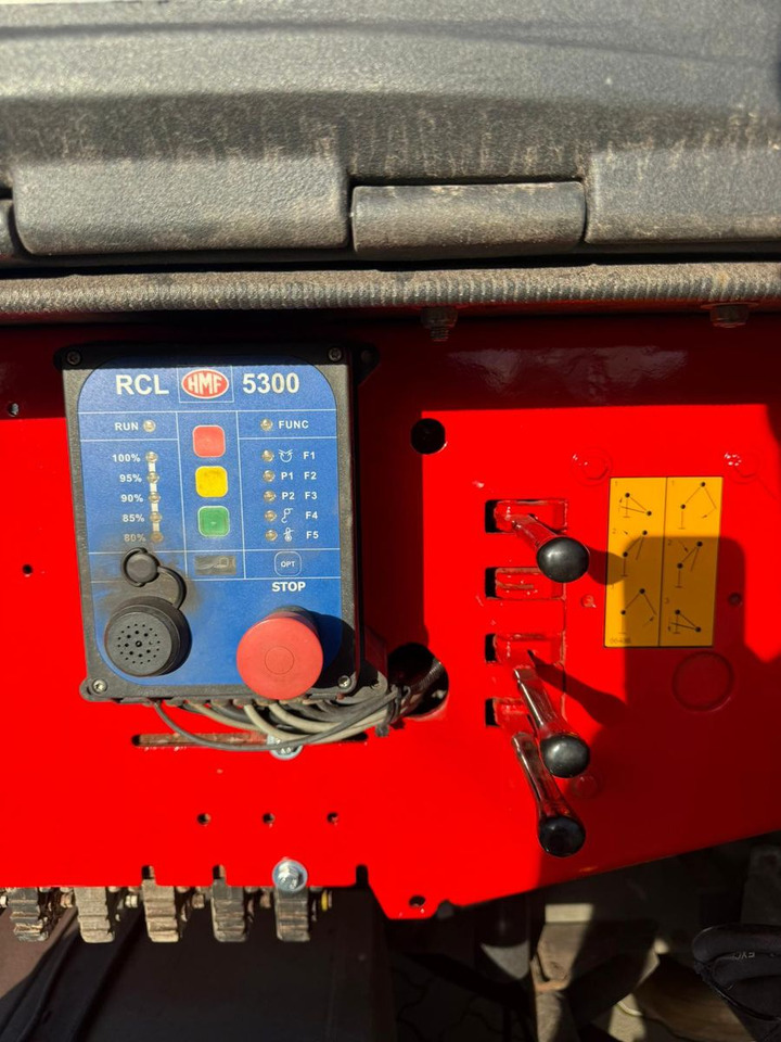 Vilcējs MAN TGX 26.440 6x2 mit HMF 3000-K5 Kran Top Zustand: foto 14 Vilcējs MAN TGX 26.440 6x2 mit HMF 3000-K5 Kran Top Zustand: foto 14