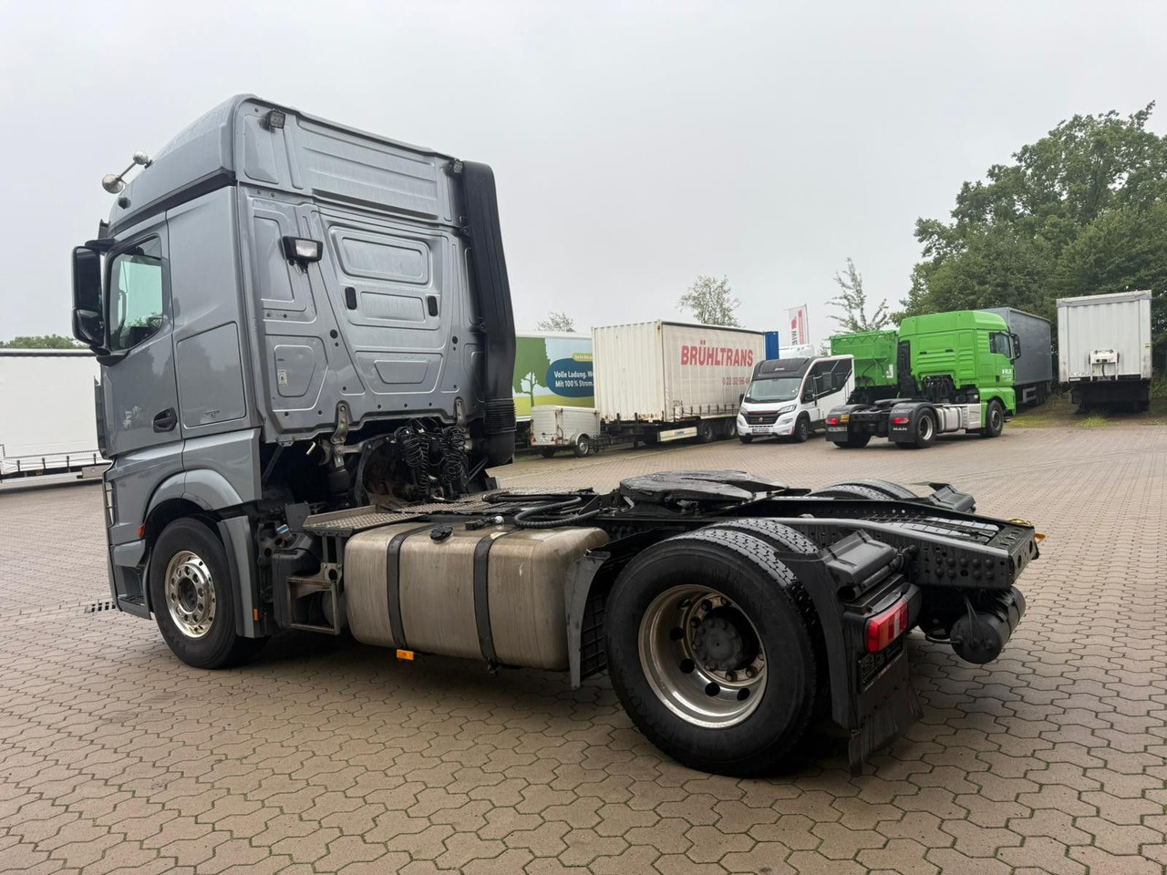 Mercedes-Benz Actros 1851 LS 4x2 Hydraulik Alu Felgen - Vilcējs: foto 3 Mercedes-Benz Actros 1851 LS 4x2 Hydraulik Alu Felgen - Vilcējs: foto 3