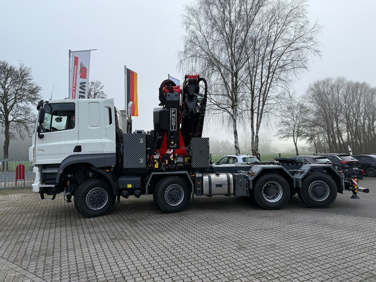 Tatra 41.500 Phoenix 8x8 mit Fassi F710 Ladekran - Vilcējs: foto 2 Tatra 41.500 Phoenix 8x8 mit Fassi F710 Ladekran - Vilcējs: foto 2