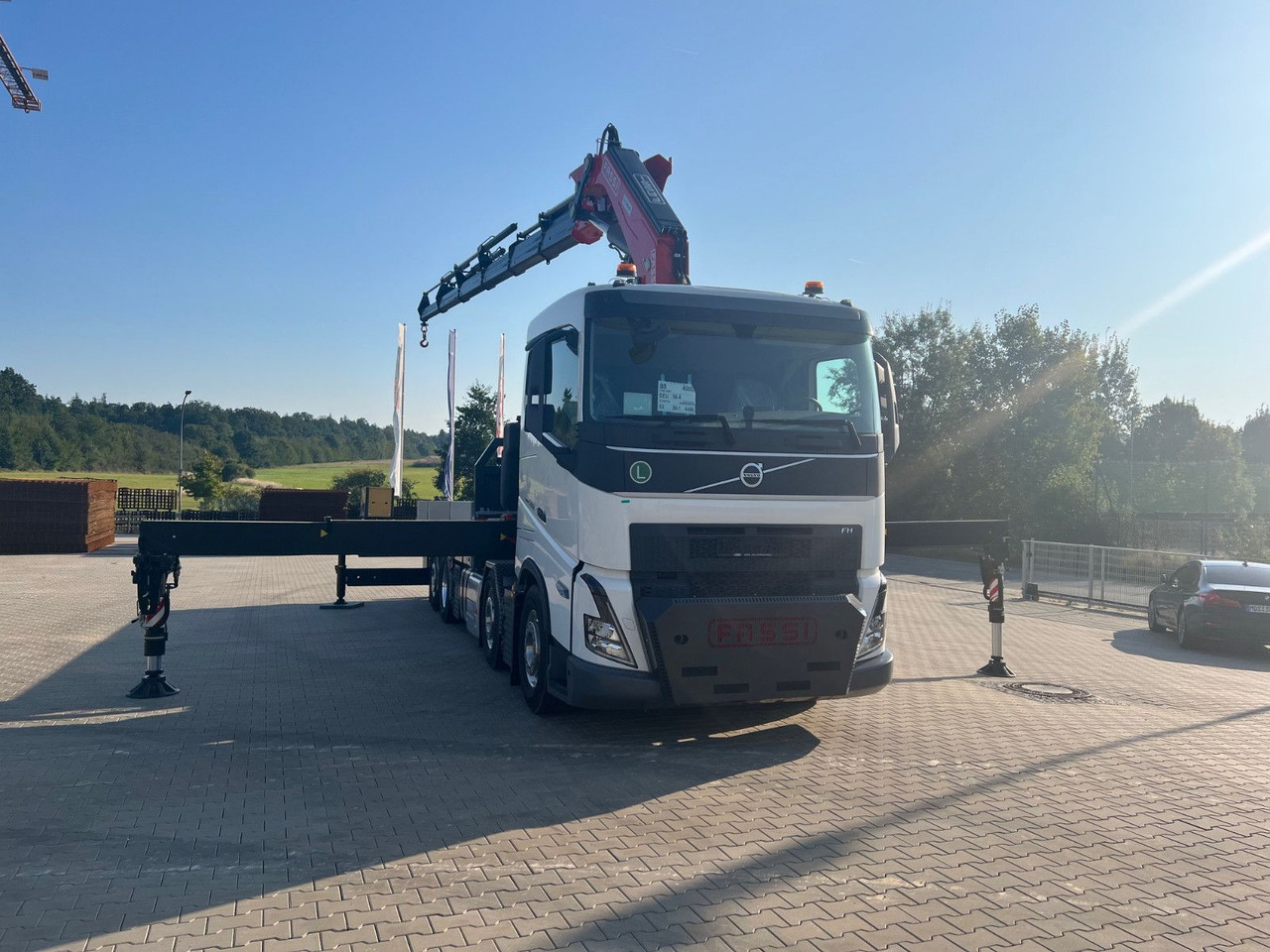 Volvo FH 500 8x2 Kran F710 RA2.26 - Kravas auto ar manipulatoru: foto 2 Volvo FH 500 8x2 Kran F710 RA2.26 - Kravas auto ar manipulatoru: foto 2