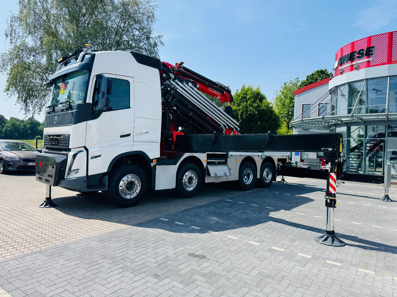 Volvo FH 540 mit Fassi F2150RAL Fly Jib + Winde - Bortu kravas automašīna/ Platforma, Kravas auto ar manipulatoru: foto 4 Volvo FH 540 mit Fassi F2150RAL Fly Jib + Winde - Bortu kravas automašīna/ Platforma, Kravas auto ar manipulatoru: foto 4