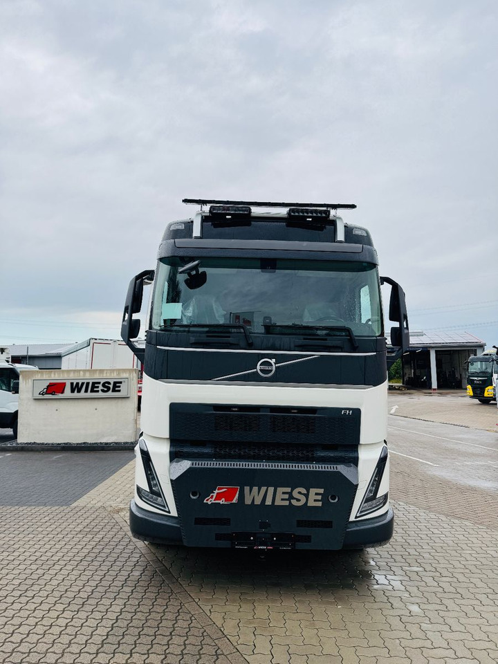 Volvo FH540 10x4 mit F1150 Ladekran, Sattelzugmaschine - Kravas auto ar manipulatoru: foto 5 Volvo FH540 10x4 mit F1150 Ladekran, Sattelzugmaschine - Kravas auto ar manipulatoru: foto 5