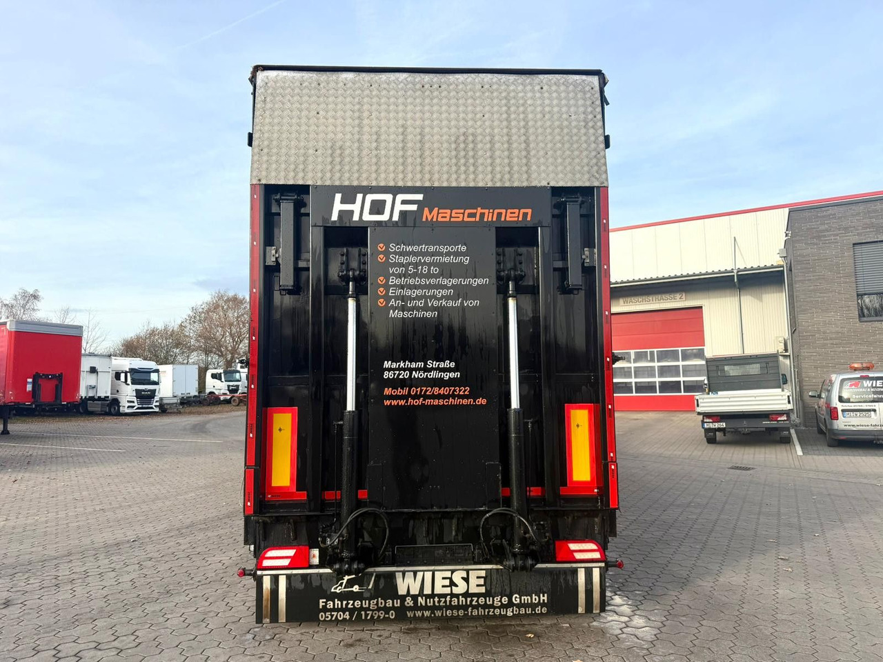 Puspiekabe zema profila platforma Wiese 3-Achs Stufen Sattel mit Auffahrrampe 25T: foto 11 Puspiekabe zema profila platforma Wiese 3-Achs Stufen Sattel mit Auffahrrampe 25T: foto 11