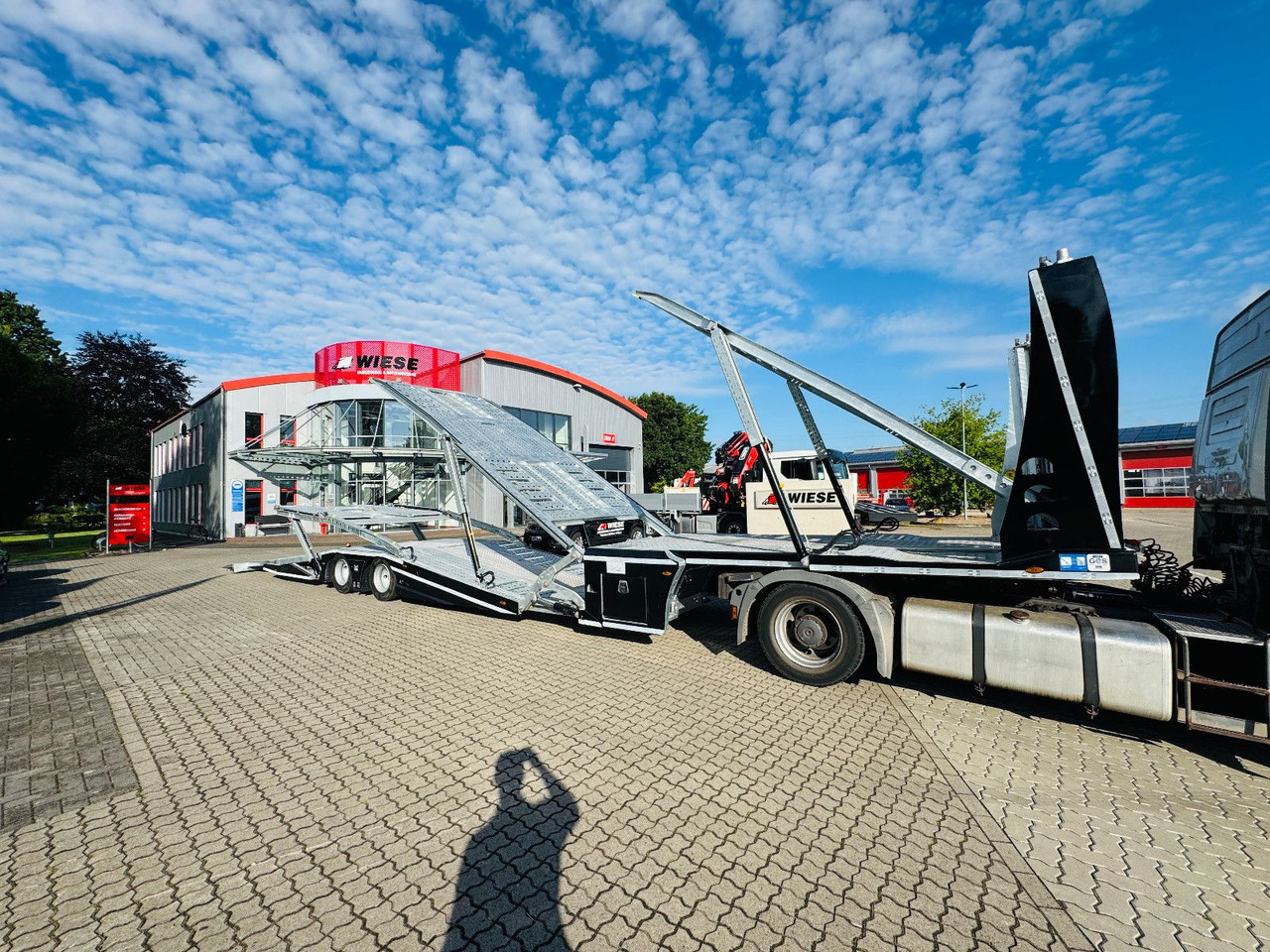 Wiese Eroglu V2 Edition Autotransporter 6-er - Puspiekabe autovedējs: foto 4 Wiese Eroglu V2 Edition Autotransporter 6-er - Puspiekabe autovedējs: foto 4