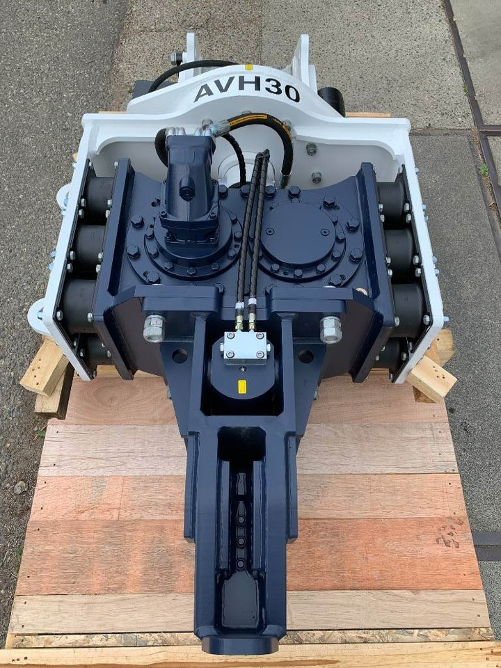 AJCE AVH30 Sheet Pile Vibro Hammer Pile Driver - Pāļu dzinējs: foto 5 AJCE AVH30 Sheet Pile Vibro Hammer Pile Driver - Pāļu dzinējs: foto 5