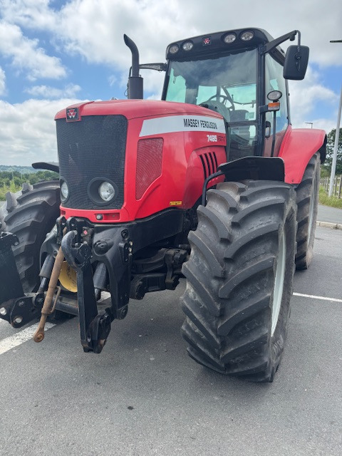 MASSEY FERGUSON 7495 VT - Traktors: foto 1 MASSEY FERGUSON 7495 VT - Traktors: foto 1