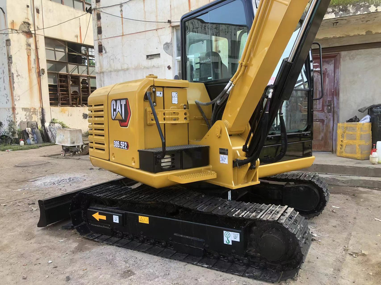 CATERPILLAR 305.5E - Mini-ekskavators: foto 4 CATERPILLAR 305.5E - Mini-ekskavators: foto 4