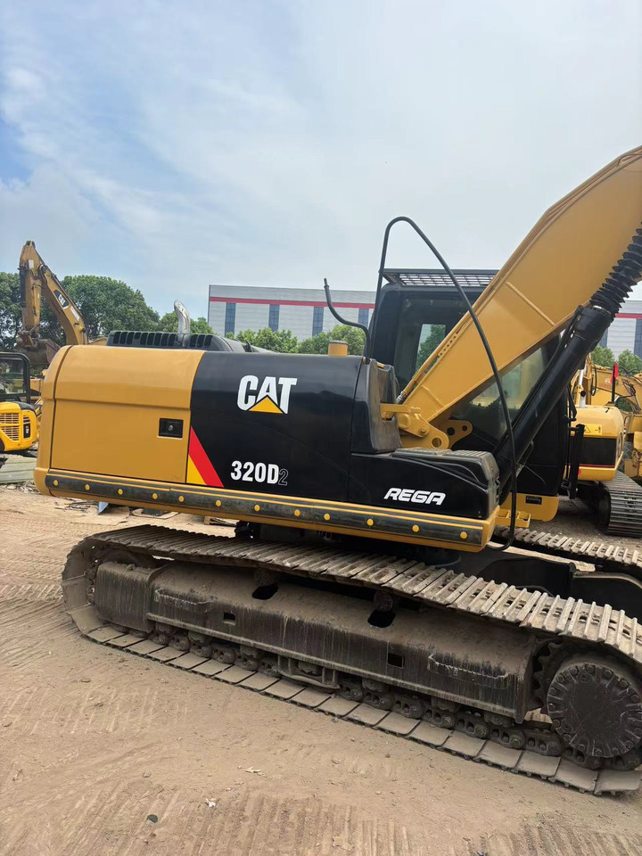 CATERPILLAR 320D - Ekskavators: foto 5 CATERPILLAR 320D - Ekskavators: foto 5