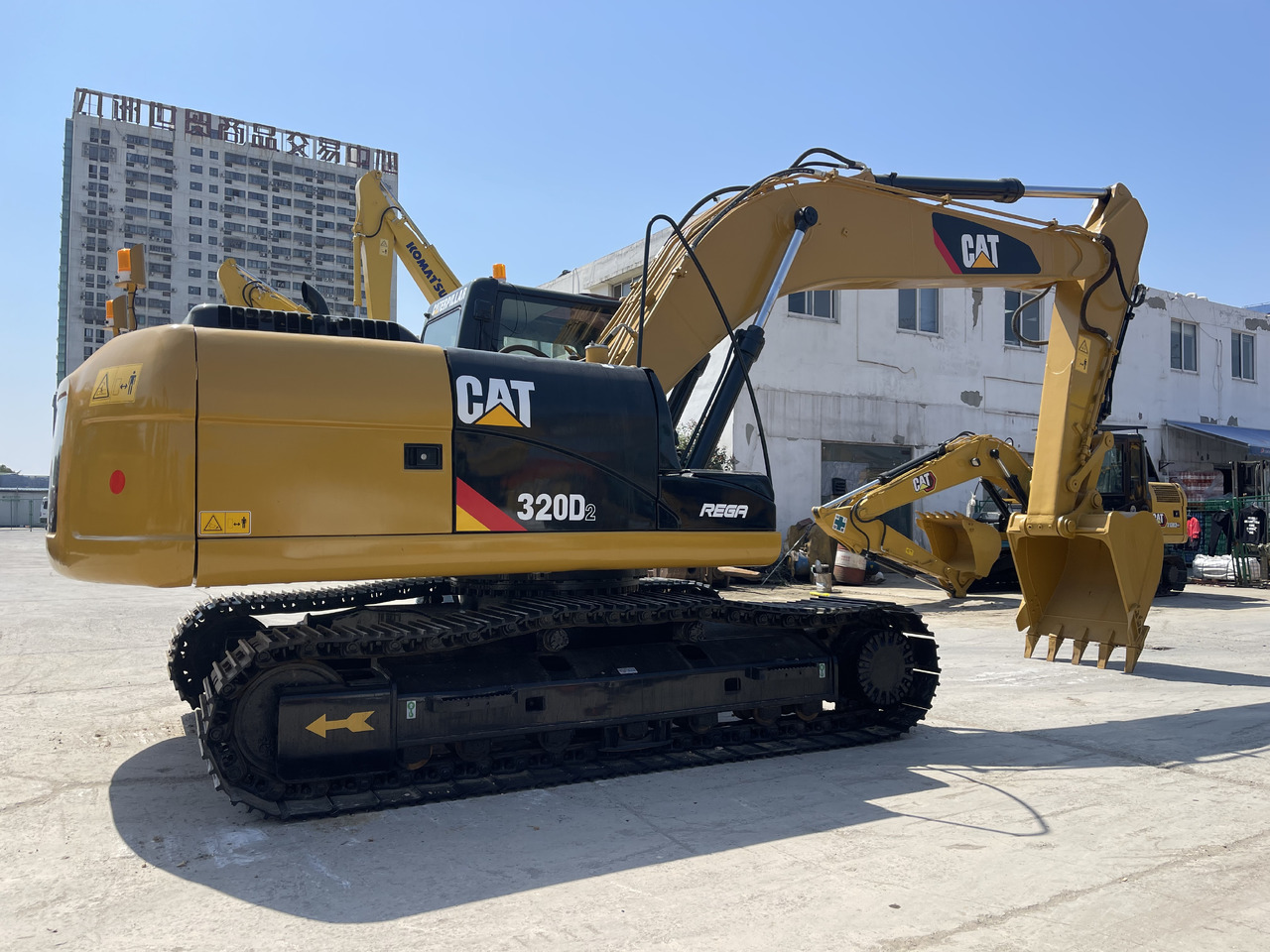 CATERPILLAR 320D2 - Kāpurķēžu ekskavators: foto 4 CATERPILLAR 320D2 - Kāpurķēžu ekskavators: foto 4