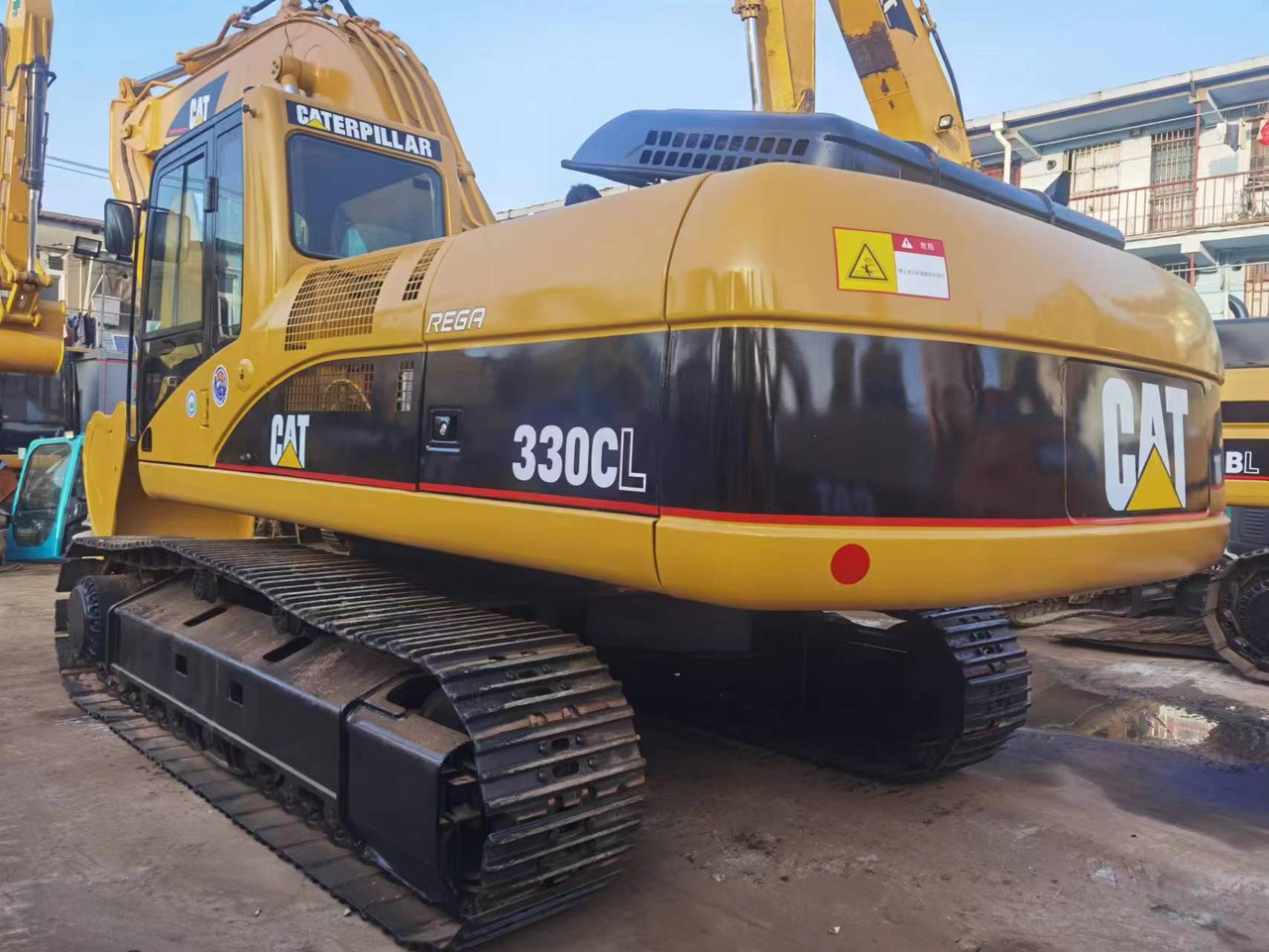 CATERPILLAR 330CL - Kāpurķēžu ekskavators: foto 1 CATERPILLAR 330CL - Kāpurķēžu ekskavators: foto 1