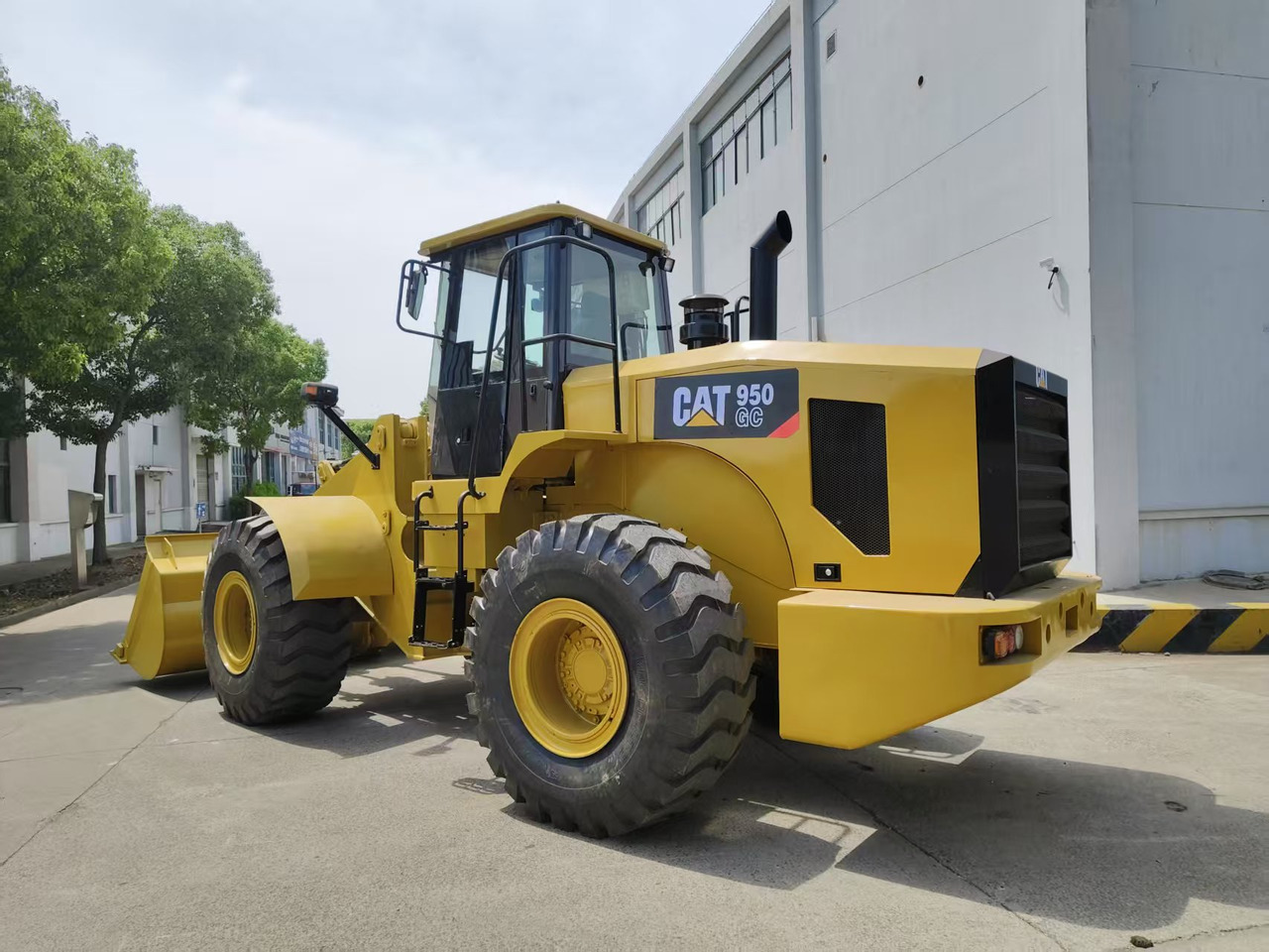 CATERPILLAR 950GC - Riteņu iekrāvējs: foto 2 CATERPILLAR 950GC - Riteņu iekrāvējs: foto 2