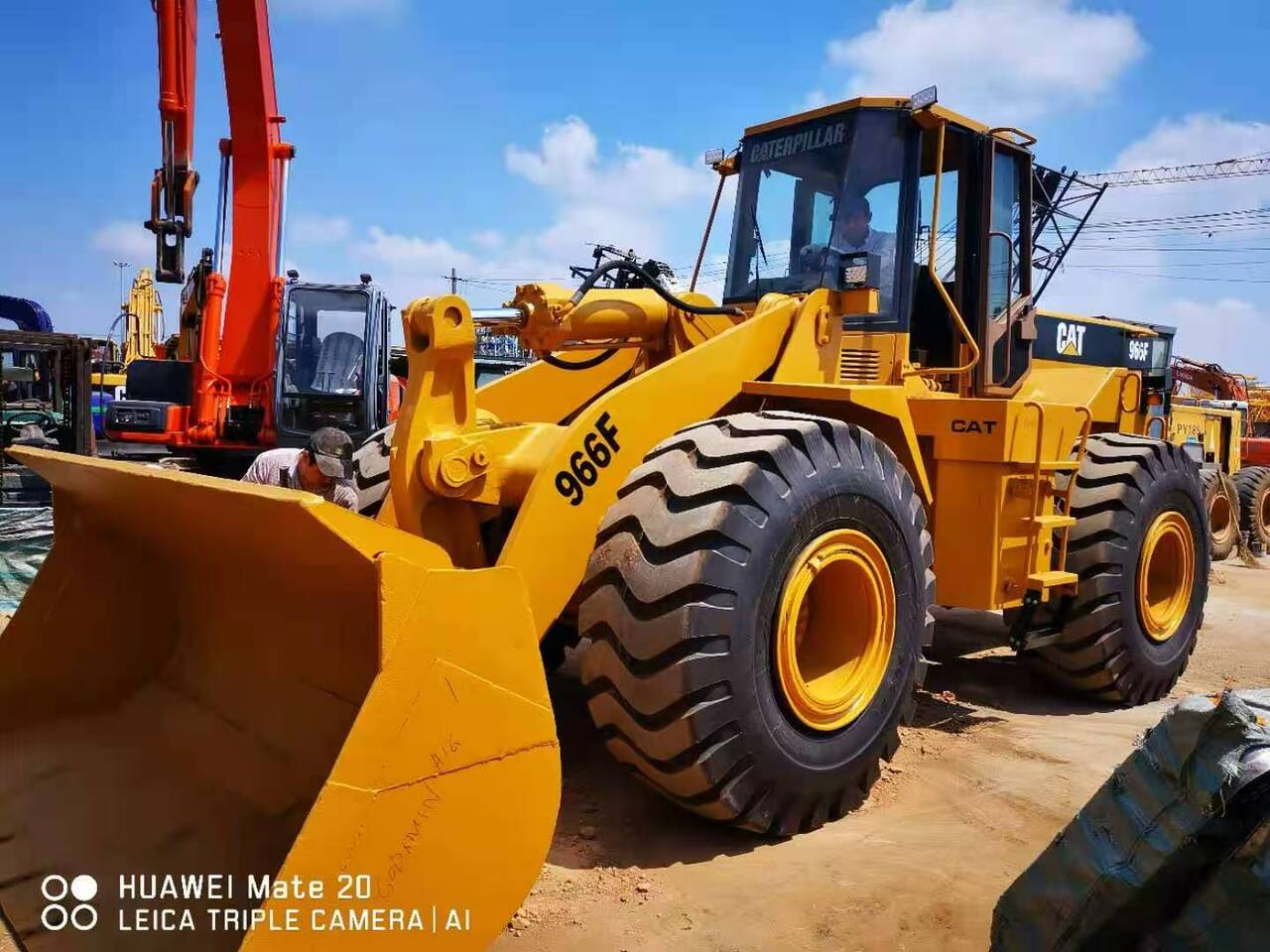 CATERPILLAR 966F - Riteņu iekrāvējs: foto 5 CATERPILLAR 966F - Riteņu iekrāvējs: foto 5